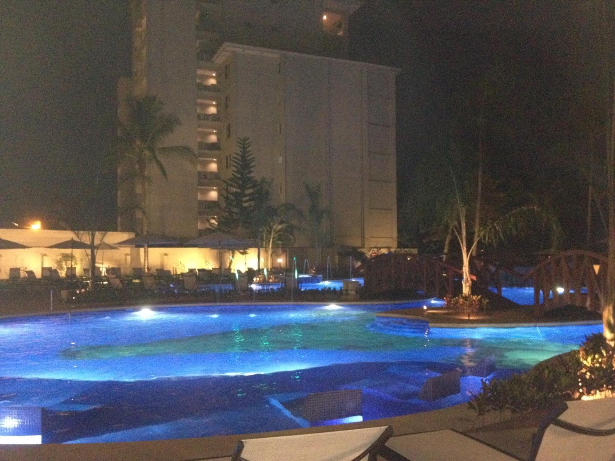The Palms Ocean Club Resort Хако Номер фото